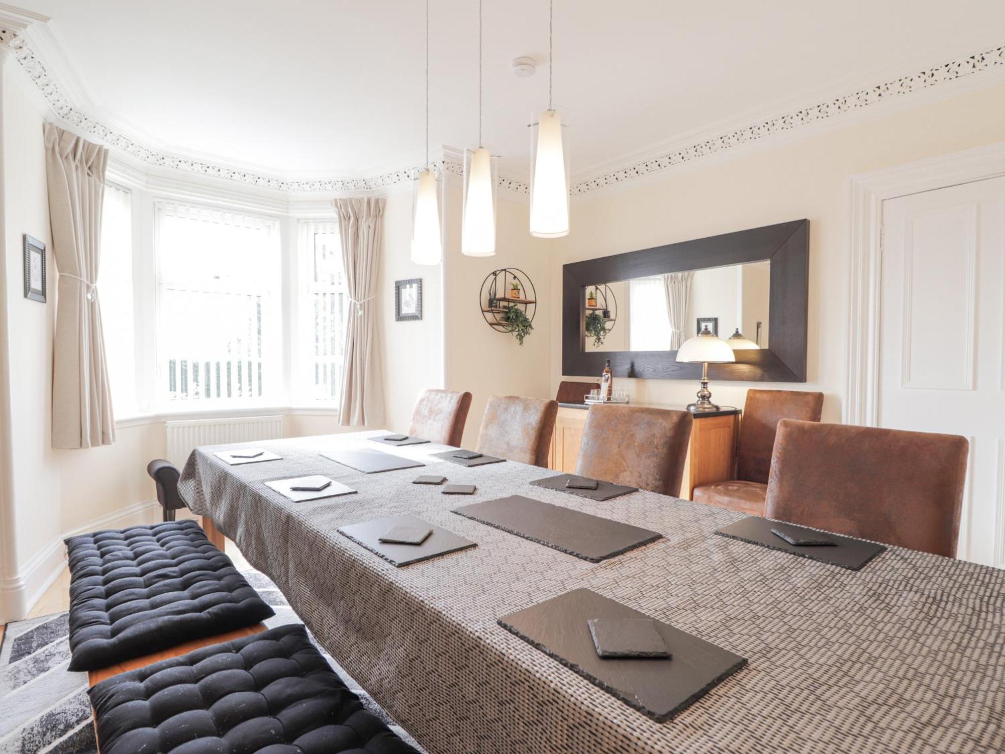 Villa 16 Fairfield Road à Inverness Extérieur photo
